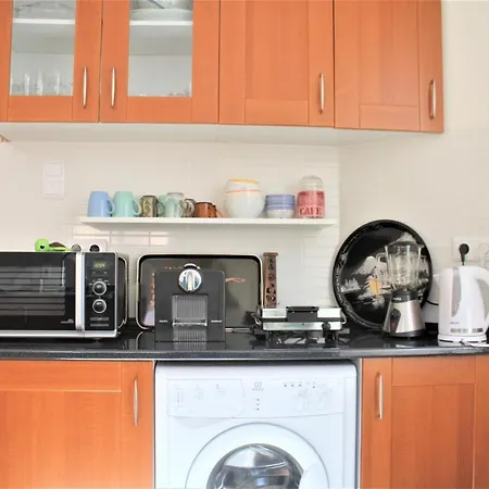 Olivia House Apartment *